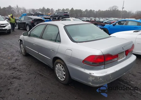 2002 Honda Accord 2.3 Lx z USA, uszkodzony, nr VIN 3HGCG66592G707368